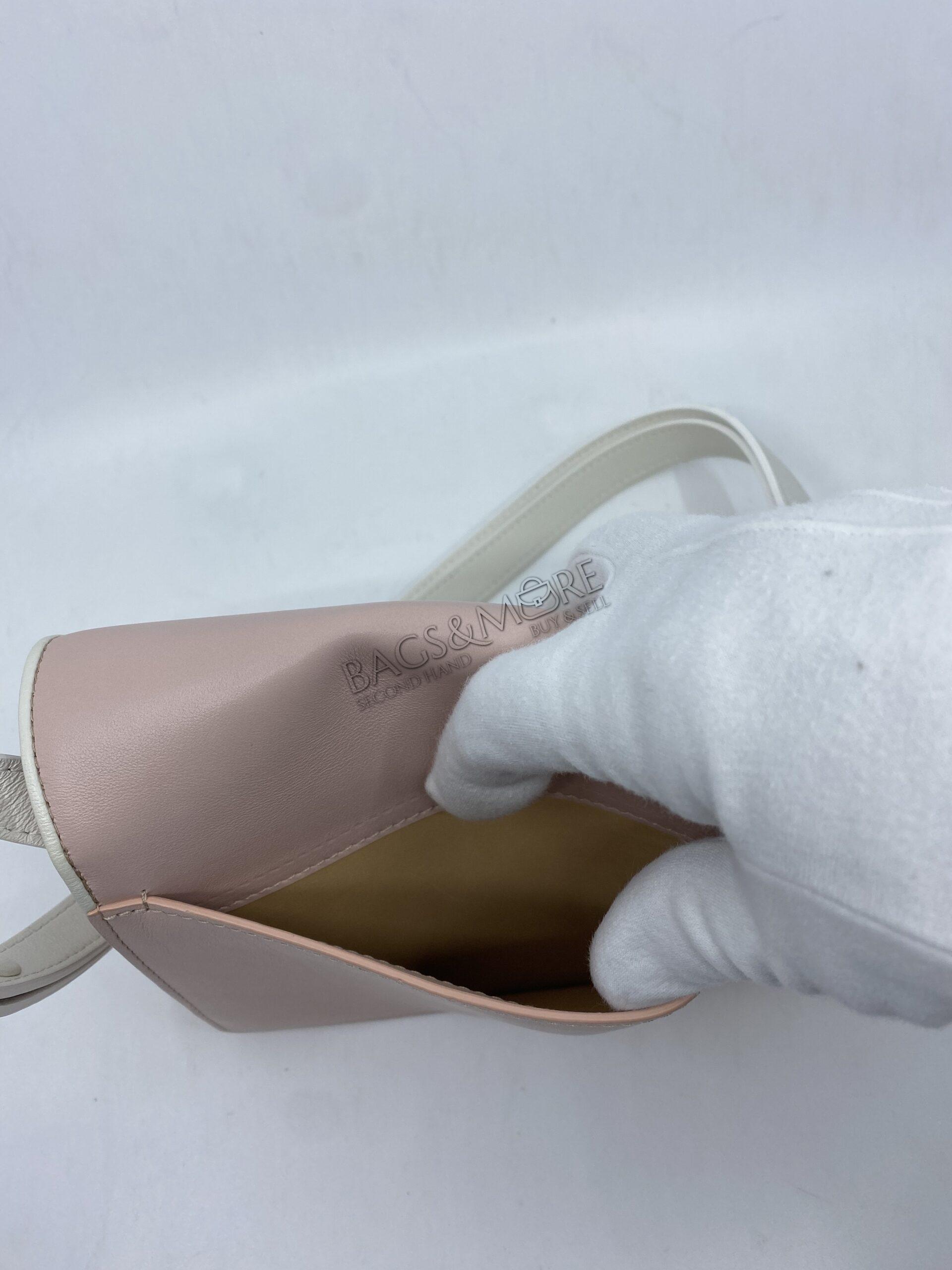 Delvaux Crossbody Le Madame Box Calf Leather Bicolor Ivory and Rose and Cuir Grainé Laqué