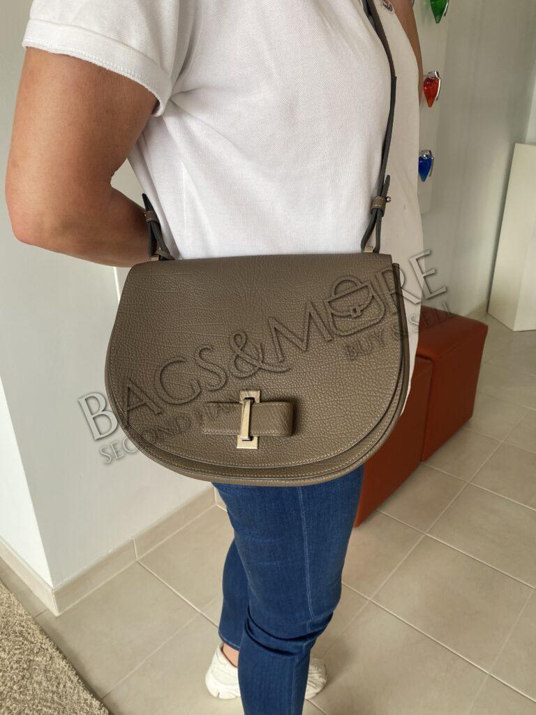 delvaux-mutin-gm-schoudertas-of-crossbody-kleur-tourterelle-crispy-box