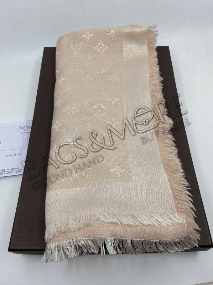 Louis V monogram carré Scarf denim Rose 60 % Silk and 40 % Wool