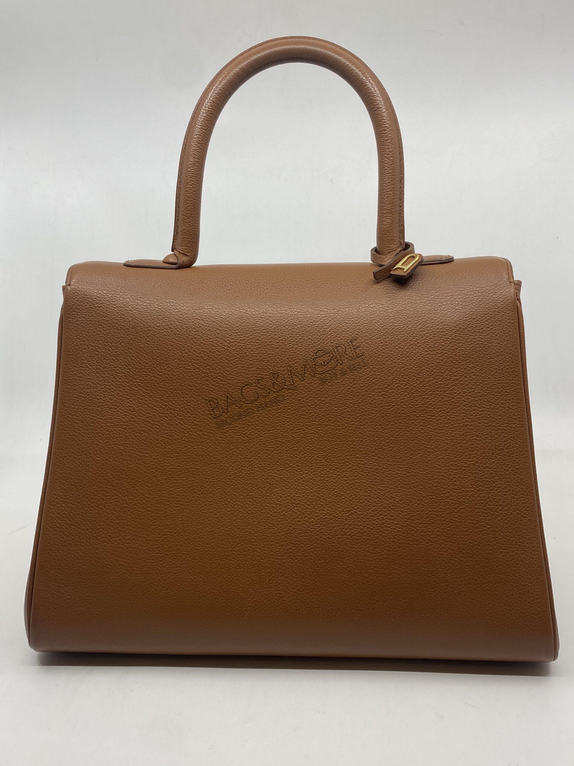 Delvaux Brillant MM Rodéo Calf leder kleur cognac met goudkleurige hardware en schouderband..... NIEUWSTAAT winkelprijs 6900 euro