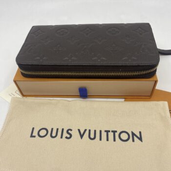 Louis V Zippy Wallet embossed Color Brown with Golden hardware