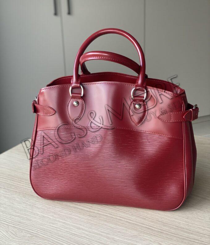 Louis Vuitton Passy PM handtas Epi leder rood en zilverkleurige hardware