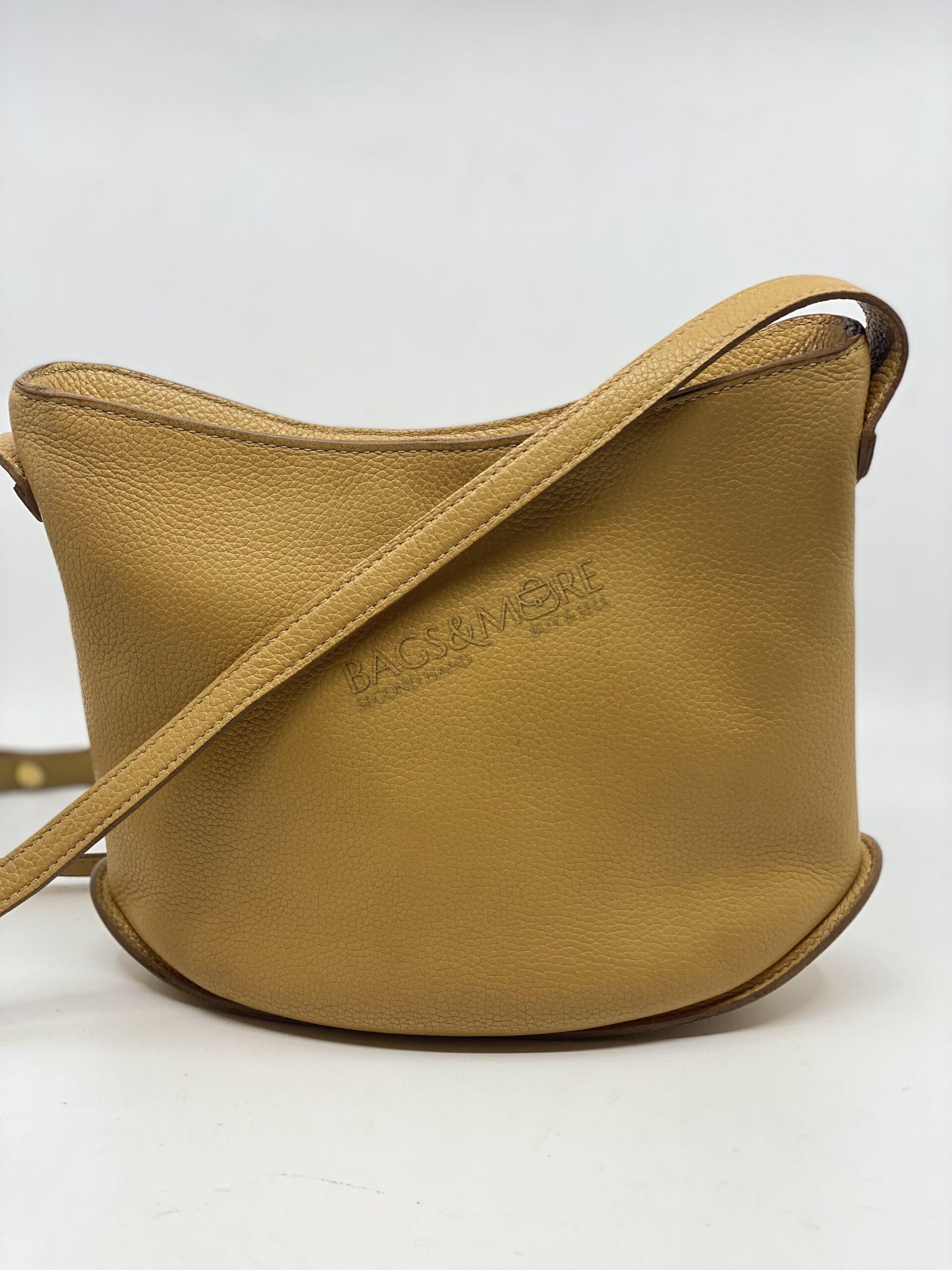 Delvaux Idee Crossover trotteur leder kleur Houblon - geel met schouderband