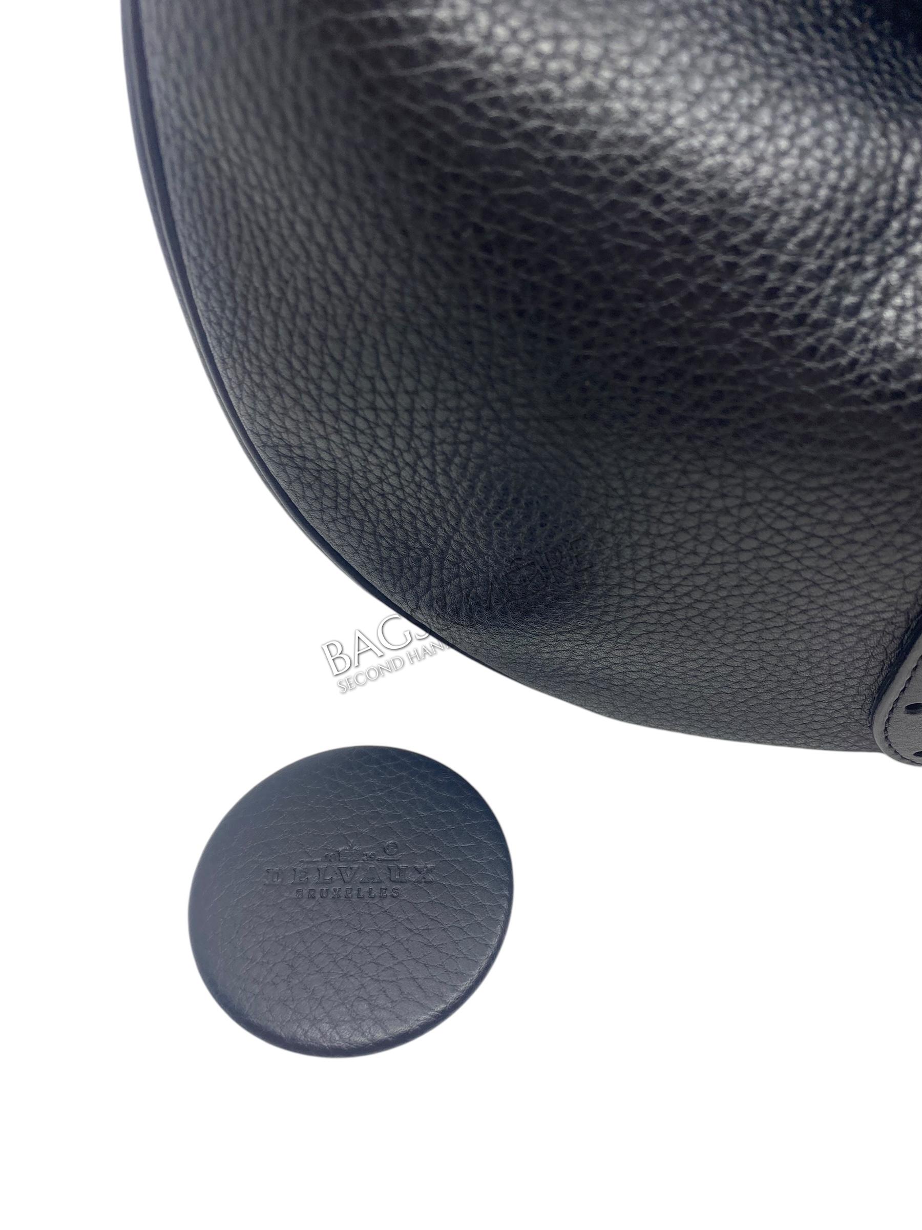 Delvaux Camille kleur zwart jumping leder met geborstelde goudkleurige hardware