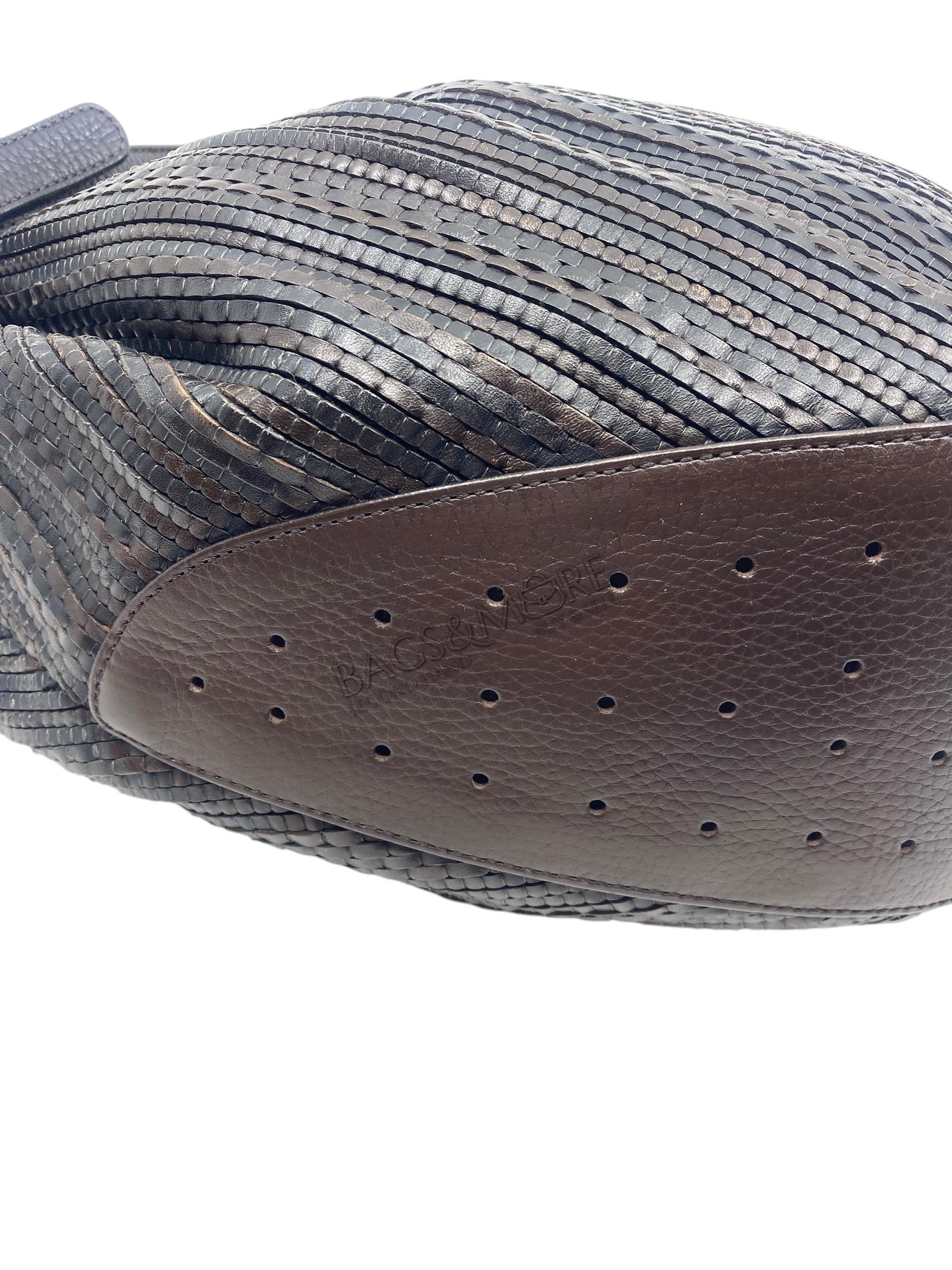 Delvaux Tabarin PM toile de cuir kleuren bruin en zwart met golden hardware