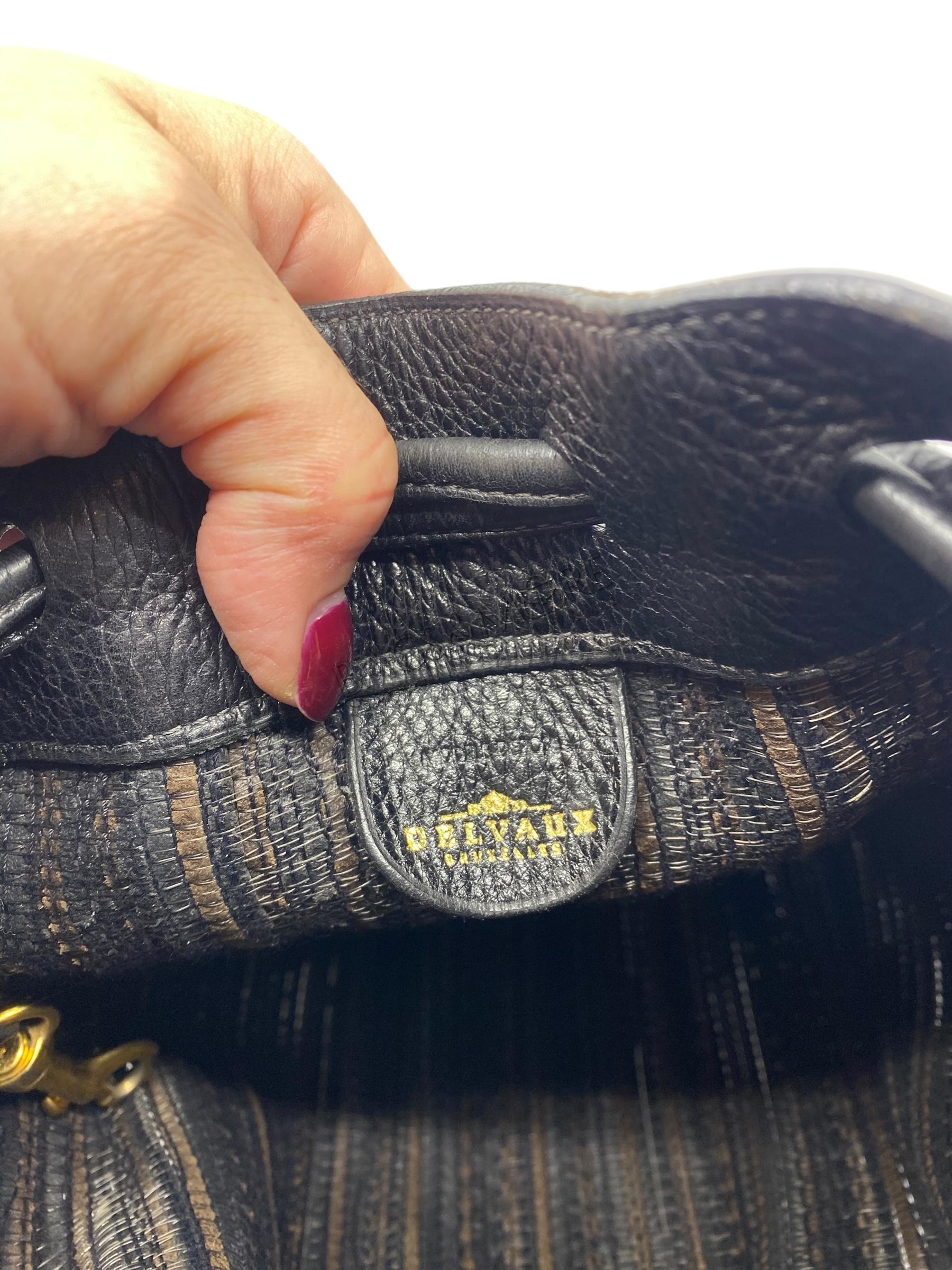 Delvaux Tabarin PM toile de cuir kleuren bruin en zwart met golden hardware