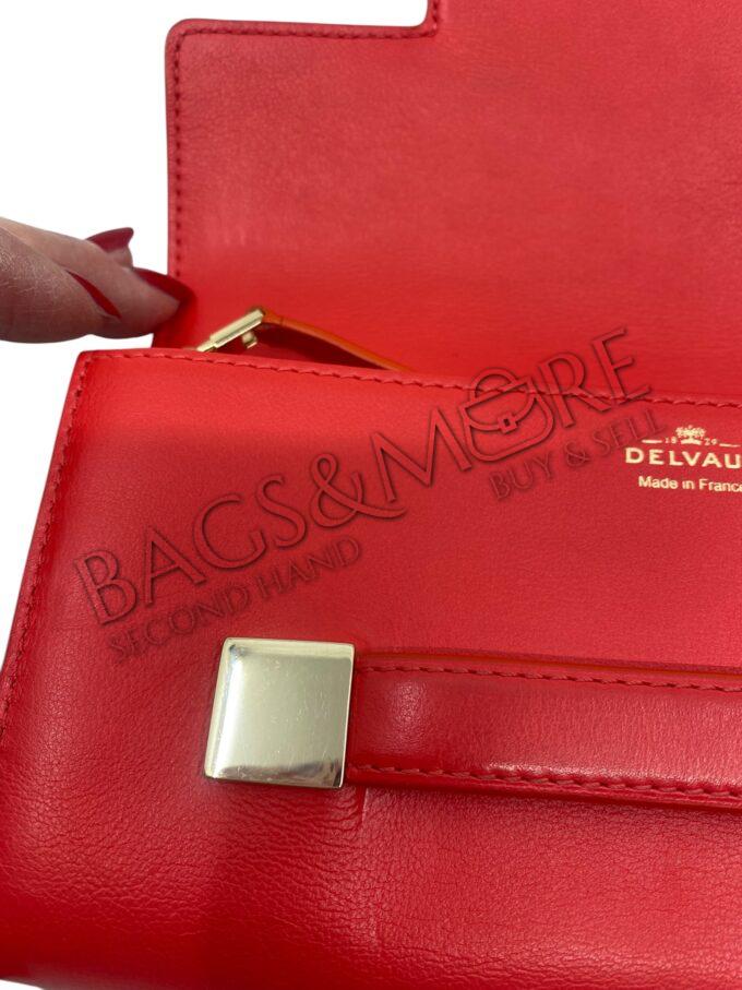 Delvaux Madame PTF long calf couple kleur corail met golden hardware