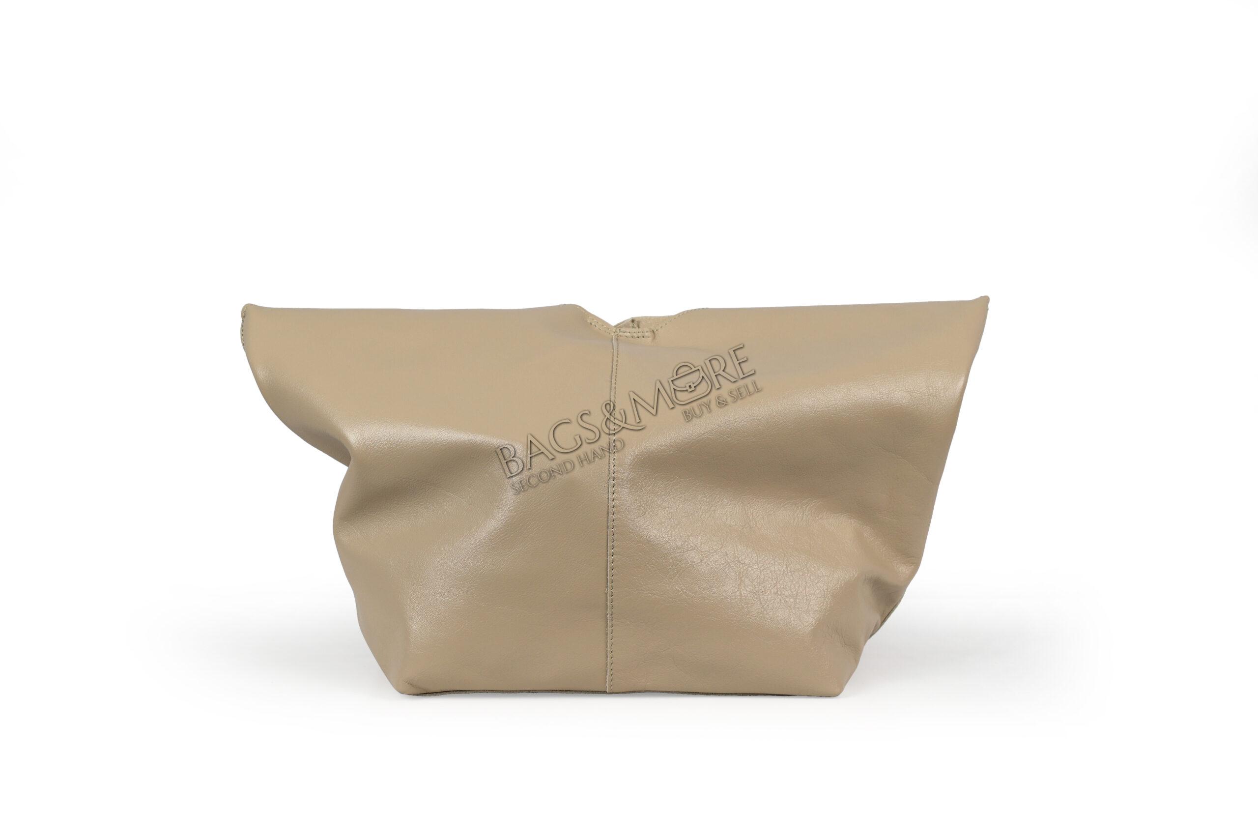 OROYAT schoudertas glad leder kleur ivoire ( afneembare extra rits pochette )