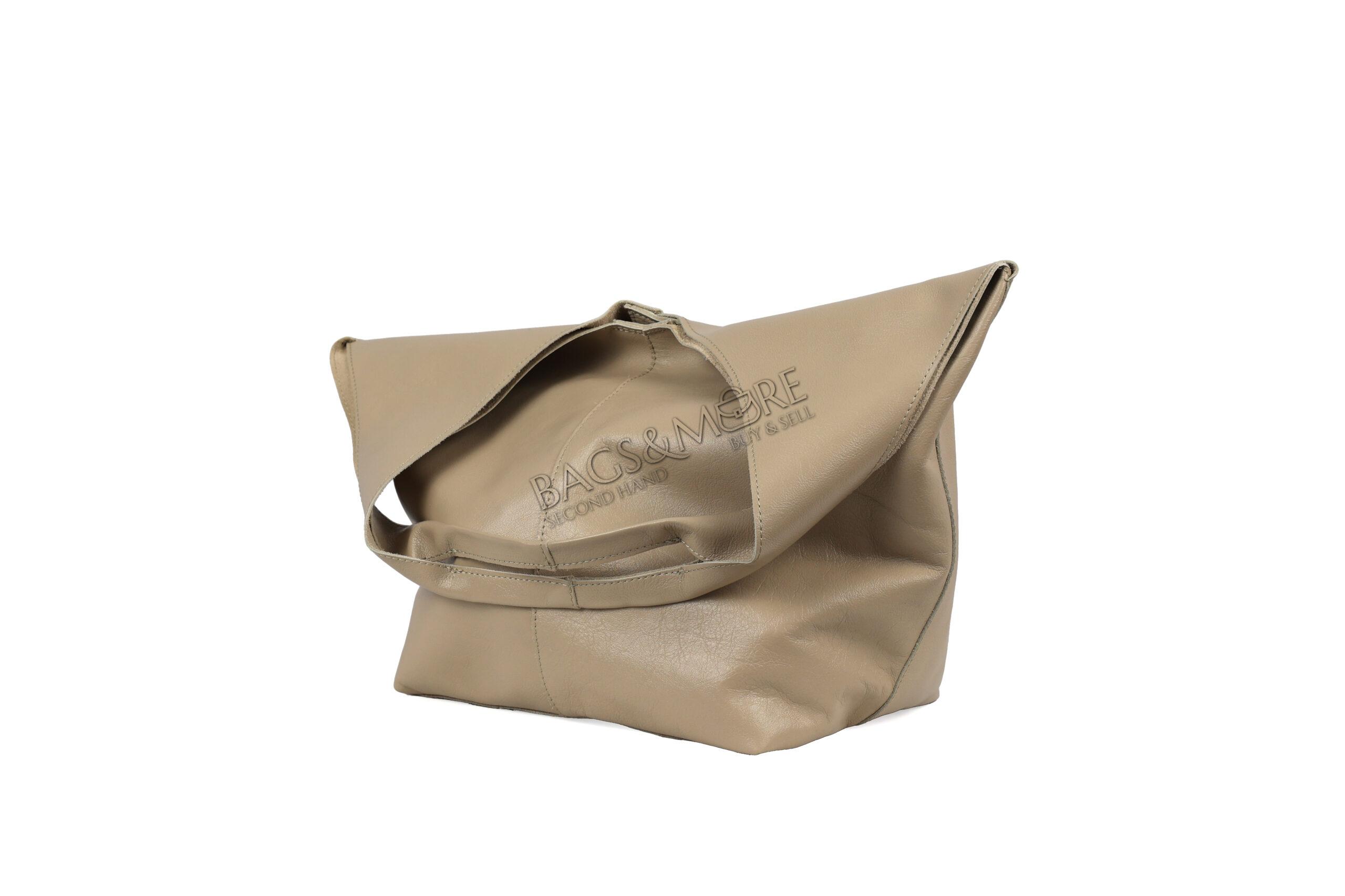OROYAT schoudertas glad leder kleur ivoire ( afneembare extra rits pochette )
