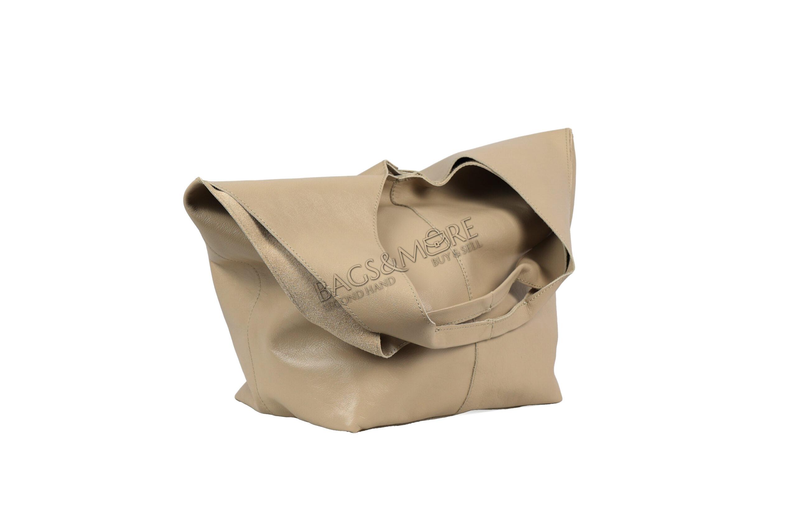 OROYAT schoudertas glad leder kleur ivoire ( afneembare extra rits pochette )