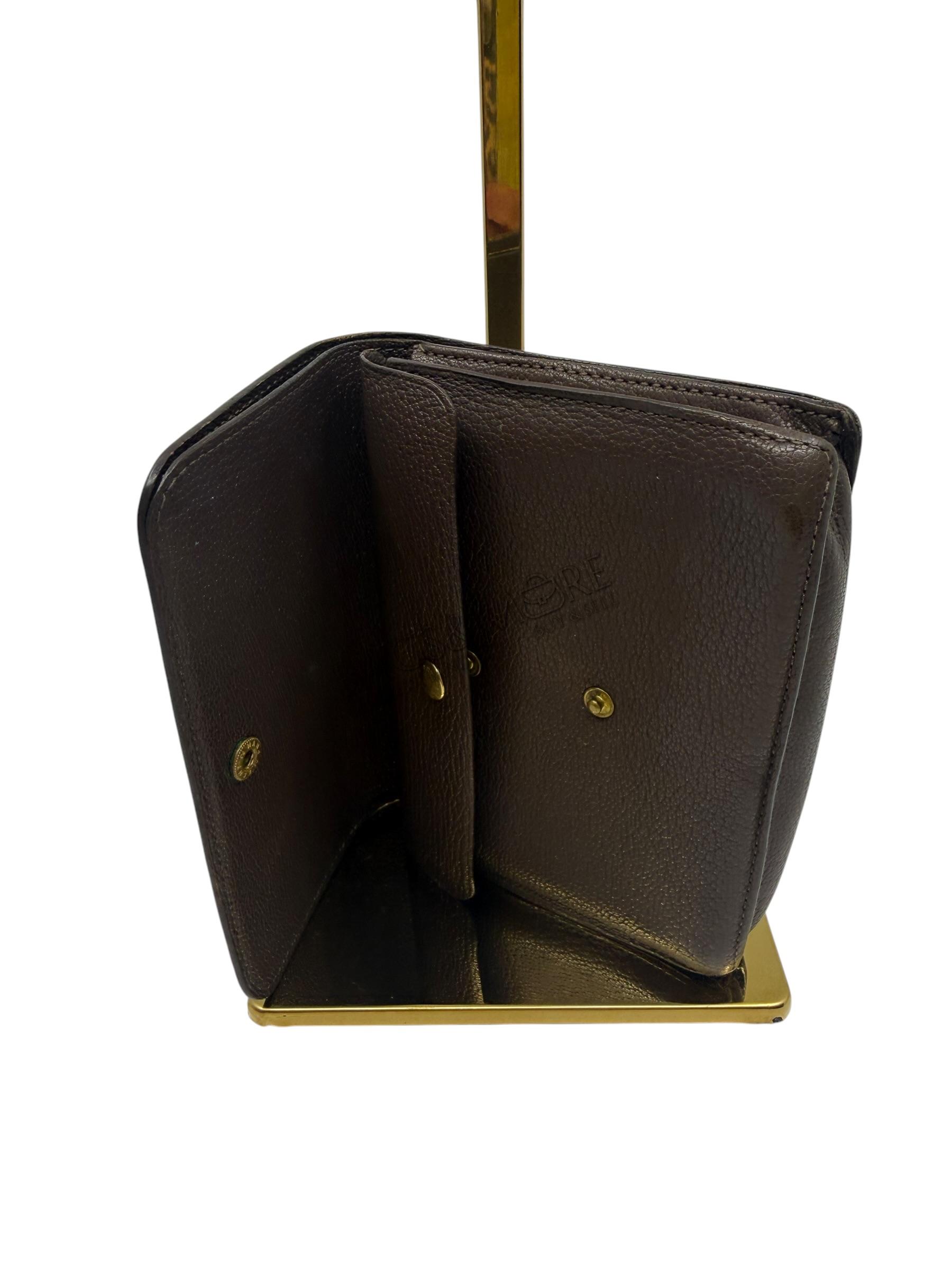 Delvaux Trésor portemonnee kleur café – gekorreld leer