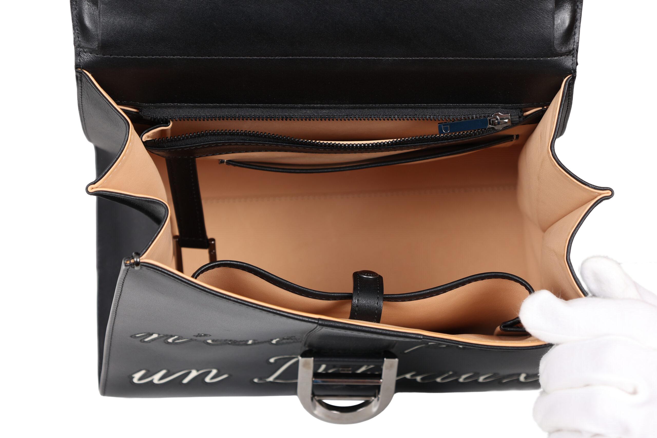 Delvaux – Brillant MM "Ceci n'est pas un Delvaux" (Les Humours / Magritte Collection) actuele Retail prijs 12500 euro