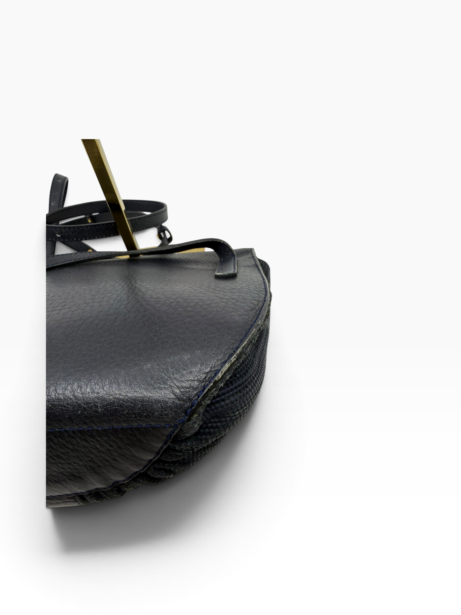 Delvaux Listrac PM TDC marine blauw jumping calf