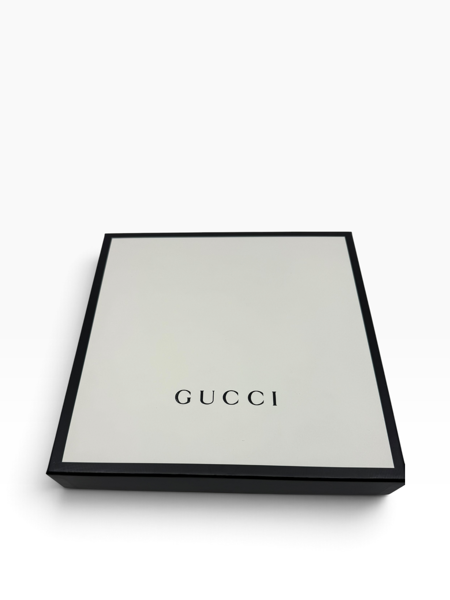 Gucci GG Bees Sjaal – carré 130 x 130 cm kleuren kaki groen-bruin-zwart -rood nieuwstaat