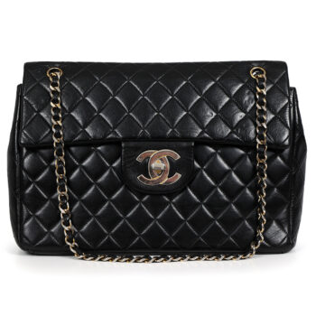 Chanel Jumbo large classic single kleur zwart lamsleer met goudkleurige hardware